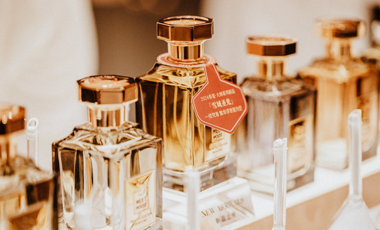 De unde să cumpăr parfum original online